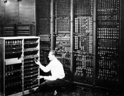 Про микроконтроллеры для начинающих - история создания, основные виды и различия